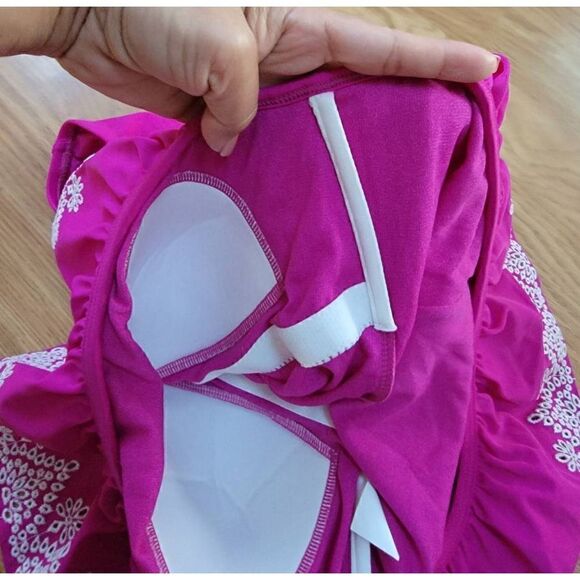 One-Shoulder Ruffled One-Piece M  - Picture 8 of 8